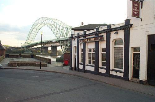 Mersey Hotel Widnes Kamer foto