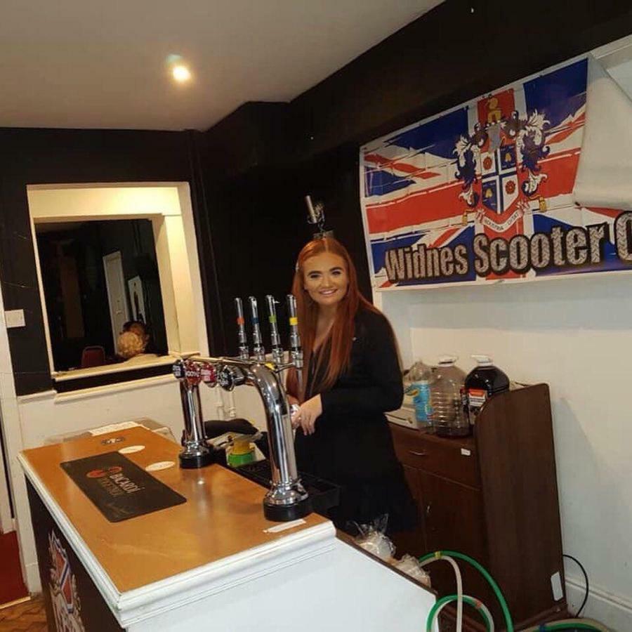 Mersey Hotel Widnes Buitenkant foto