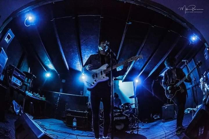 Mersey Hotel Widnes Buitenkant foto